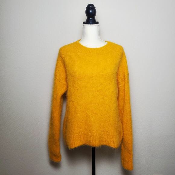 H&M Gold Crewneck Sweater Small - Picture 1 of 6